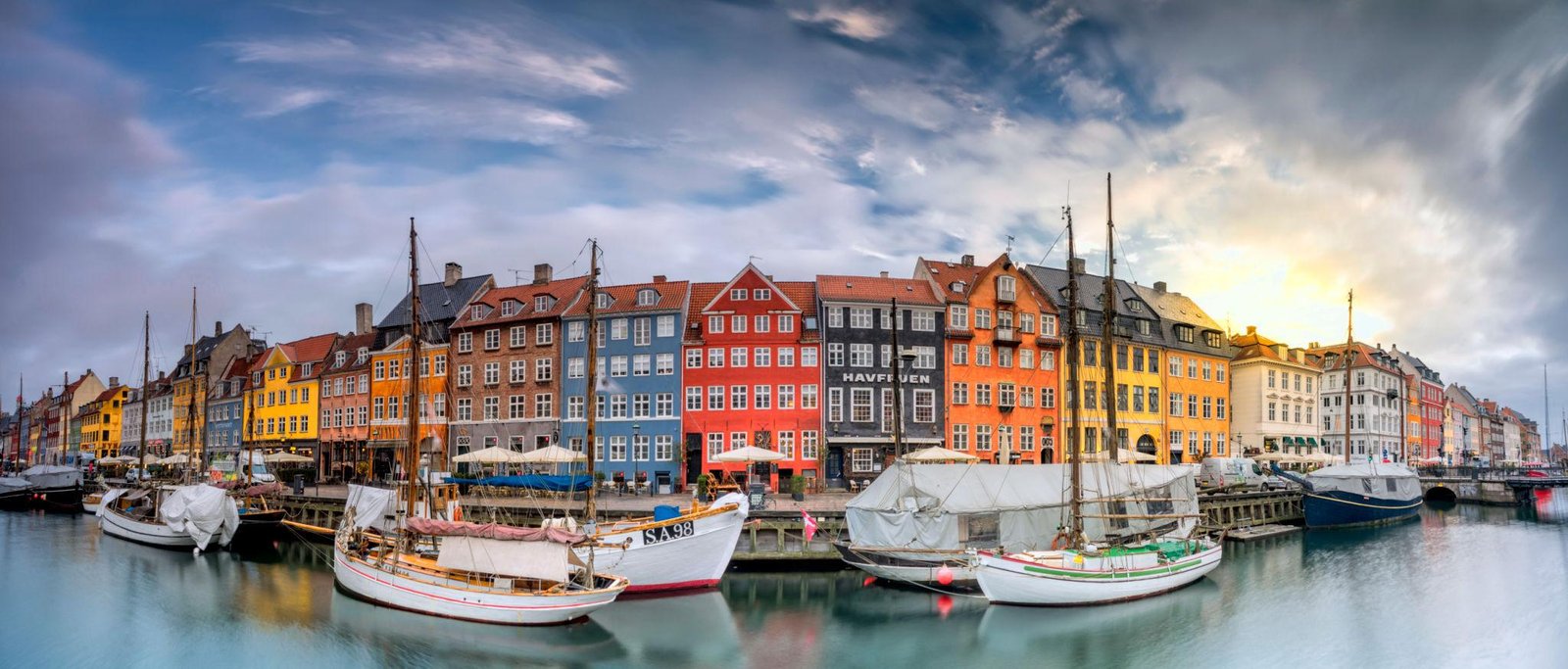 Autumn and winter in Copenhagen beside Nyhavn