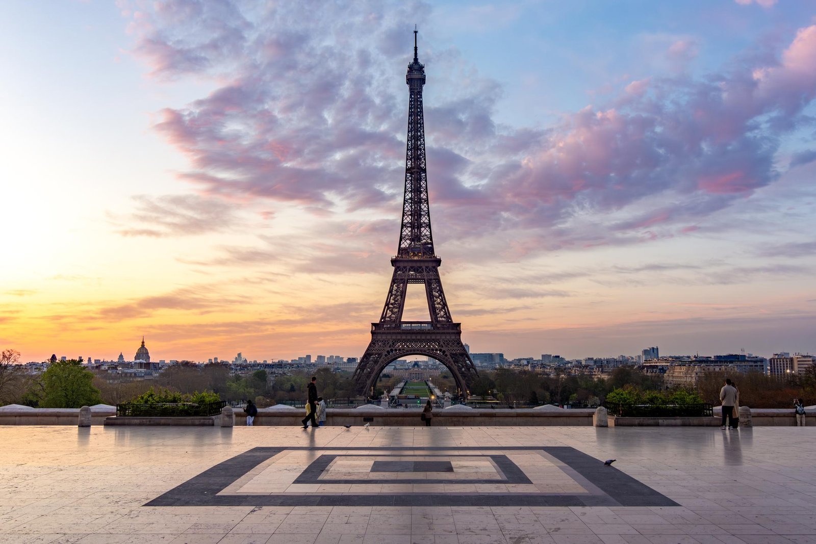 Paris skyline featuring the Eiffel Tower